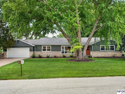 8757 Shamrock Rd