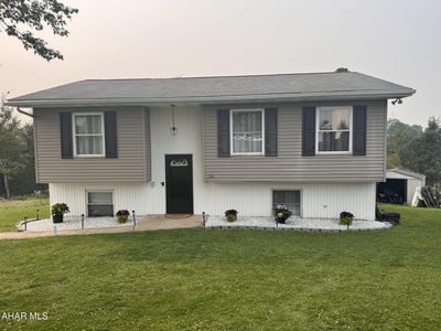 130 Johns Dr