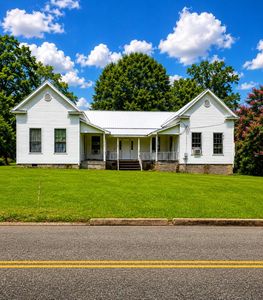 1846 Main St