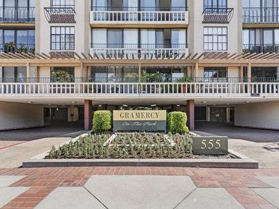 555 Laurel Ave APT 429