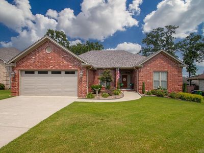 2608 Whitewood Dr