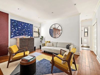 12 W 9th St APT 6C