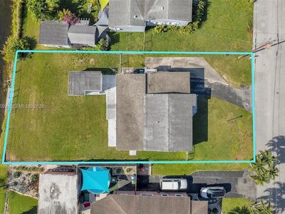 5930 NW 24th Ct
