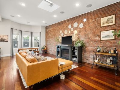 133 I St #3