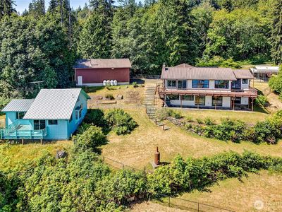 209 Old Oak Bay Road
