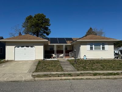 1 Ashcroft Ln