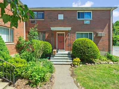 108 Bishop Dr Unit 108