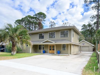 14 Bay Pines Dr