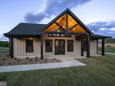 70 Midland Ct