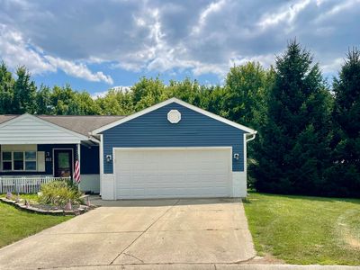 912 Golden Ct