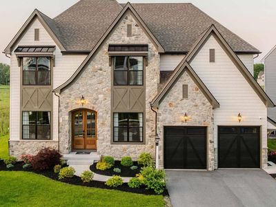 40 Nivie Ln