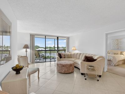 1554 Bridgewood Drive