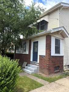 2112 McMinn St