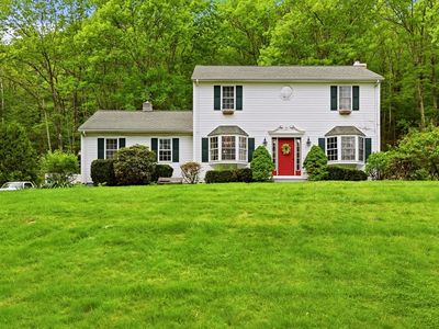 233 Cedar Swamp Rd