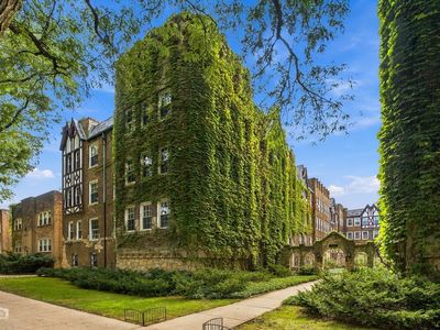 2325 W Farwell Ave APT 3S