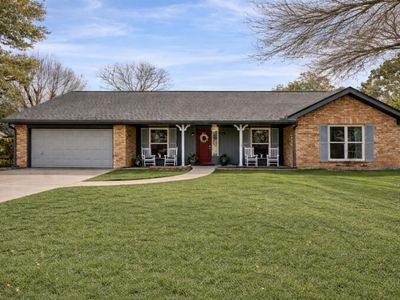 403 Colonial Dr