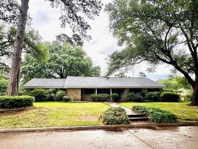106 Robin Rd