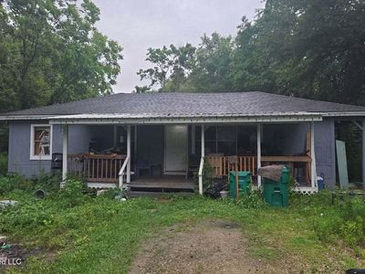 5501 Wildwood Rd
