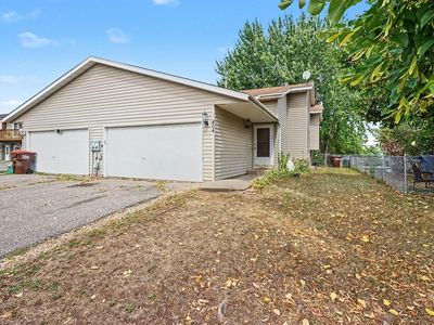 404 Cari Park Ln