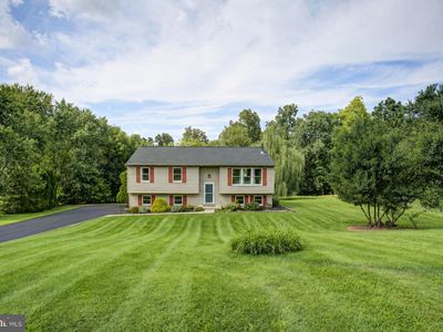 155 Griffith Ln