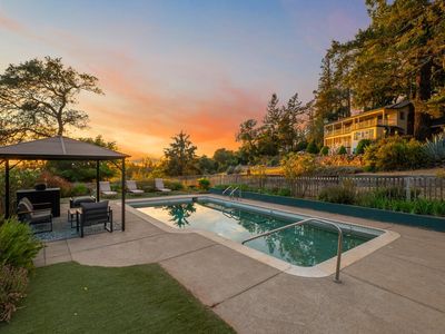 3250 Trinity Road