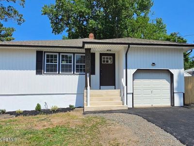 29 Wayside Drive