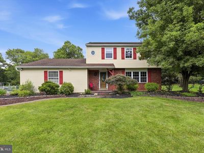 Property at 68 Iroquois Ave, New Britain, PA
