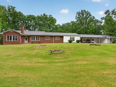 111 Oaklawn Ter