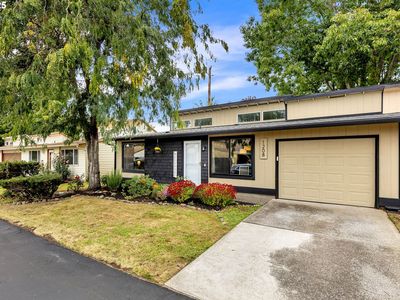 1208 NW 138th Way