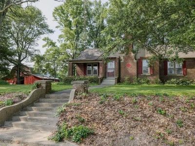 5605 Highway 88 W