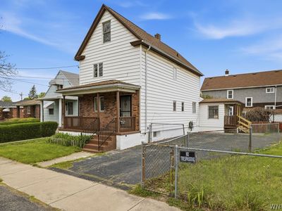 Property at 2426 Falls St, Niagara Falls, NY