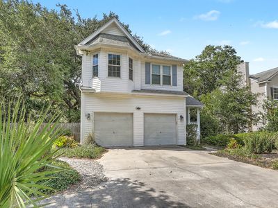 1759 Crystal Lake Dr