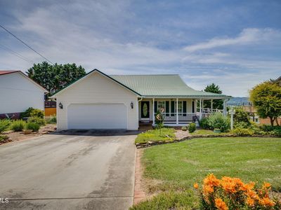 224 Chickasaw Cir