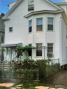 136 Circular Avenue