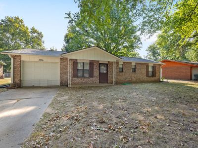 2816 N Susan Carol Ln
