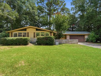 1206 Windsor Dr