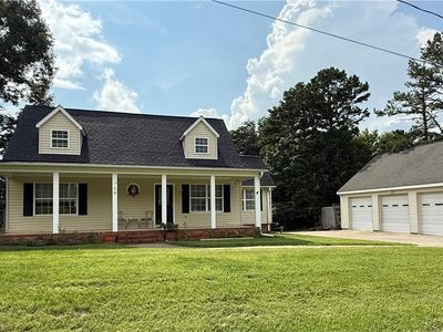 108 King Arthur Dr