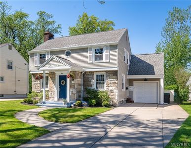 140 Meadow Ln