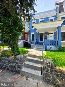 3220 Warder St NW