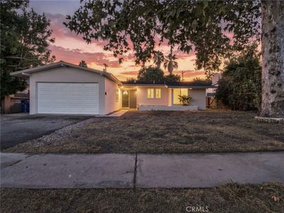 7735 Zelzah Ave