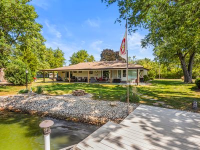 525 Sunrise Dr
