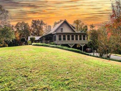 570 Stephen Brooks Rd