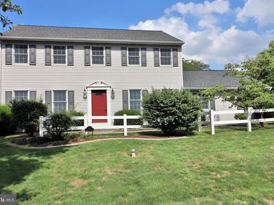Property at 591 Crosswinds Dr, Lititz, PA