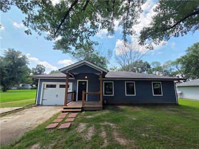 910 Edith Ave