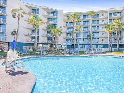800 Sandcastle Dr #228
