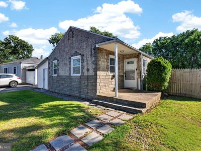 Property at 127 Hunn Rd, New Castle, DE