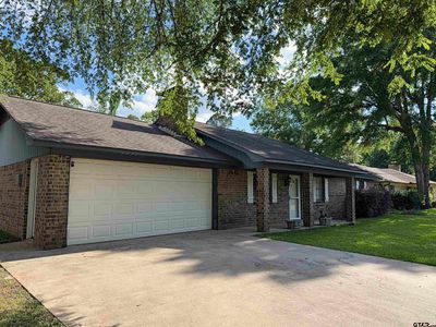 307 Woodhaven Dr