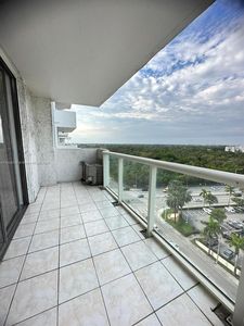 13499 Biscayne Blvd APT 1209