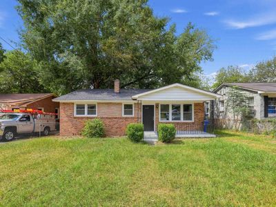 1413 Dahlia Rd