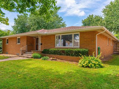 144 N Main St